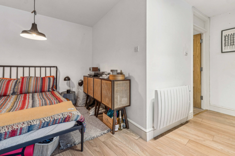 undefined, 318 Ladbroke Grove, W10