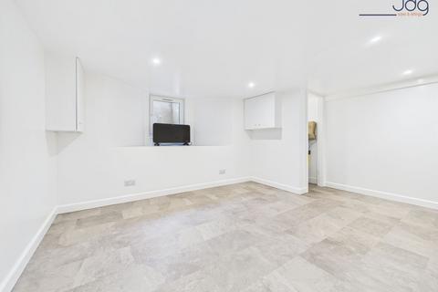 15 Vale Road, Lancaster, LA1 2JN