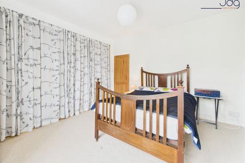 15 Vale Road, Lancaster, LA1 2JN