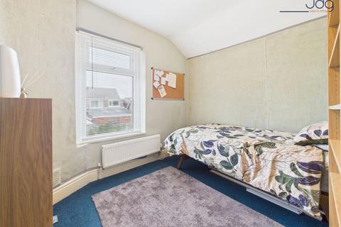 15 Vale Road, Lancaster, LA1 2JN