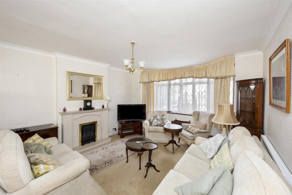 Living/Dining Room