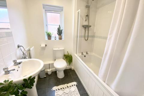 25 Hedgers Close, Ashton, Bristol, BS3 2SX