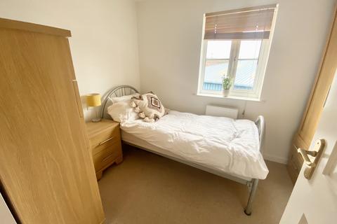 25 Hedgers Close, Ashton, Bristol, BS3 2SX
