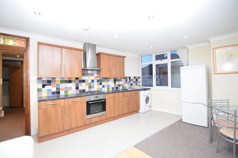 2 bedroom flat to rent, Grahamsley Street, Gateshead