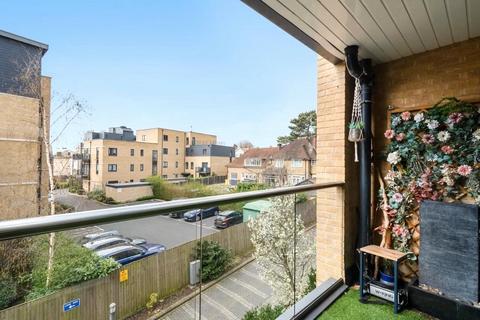 2 bedroom apartment for sale, London Road, Isleworth