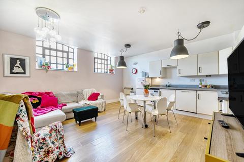 Flat 6, Alexander House, 24 Godman Road, London, SE15 3SZ