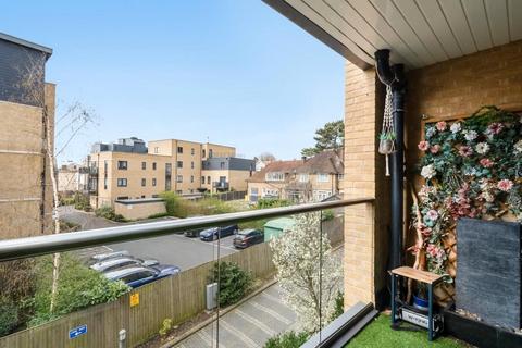 2 bedroom apartment for sale, London Road, Isleworth