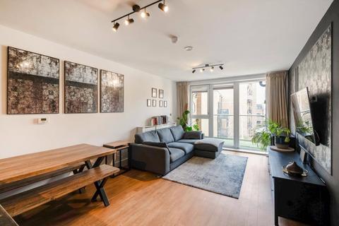 2 bedroom apartment for sale, London Road, Isleworth