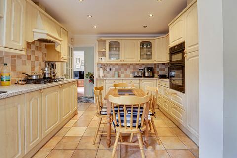 undefined, Manor Road, Caddington, Luton, LU1
