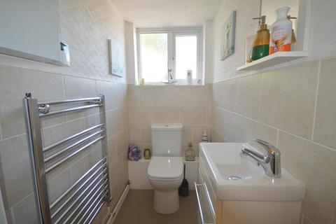 undefined, Priorslee Road, Snedshill