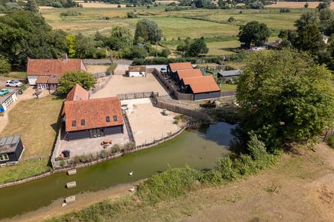 5 bedroom barn conversion for sale, Norwich Road, Dickleburgh