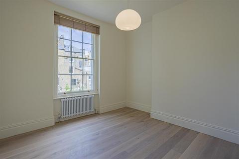 1 bedroom flat to rent, Grosvenor Avenue, London