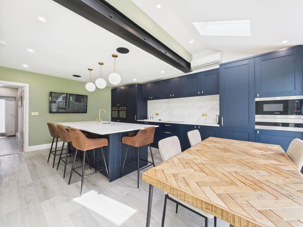 Dining Kitchen