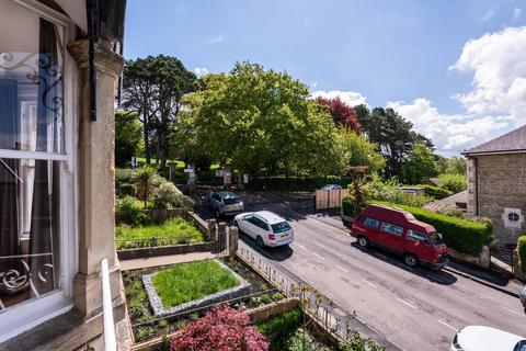 4 bedroom house to rent, Shakespeare Avenue, Bath BA2