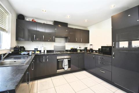 4 bedroom detached house for sale, Waudby Way, Hull