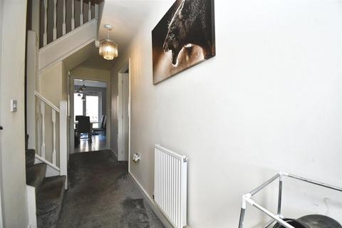 4 bedroom detached house for sale, Waudby Way, Hull