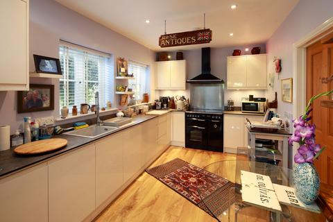 4 bedroom detached house for sale, Peene, Folkestone, CT18