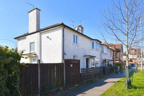 2 bedroom maisonette for sale, Hale Lane, London, NW7