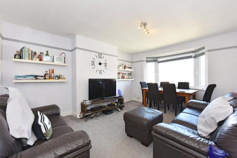2 bedroom maisonette for sale, Hale Lane, London, NW7