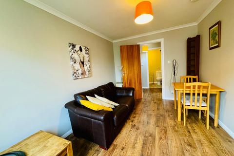 1 bedroom flat to rent, Headland Court, Garthdee, Aberdeen, AB10