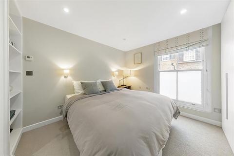 3 bedroom terraced house for sale, Peel Street, W8