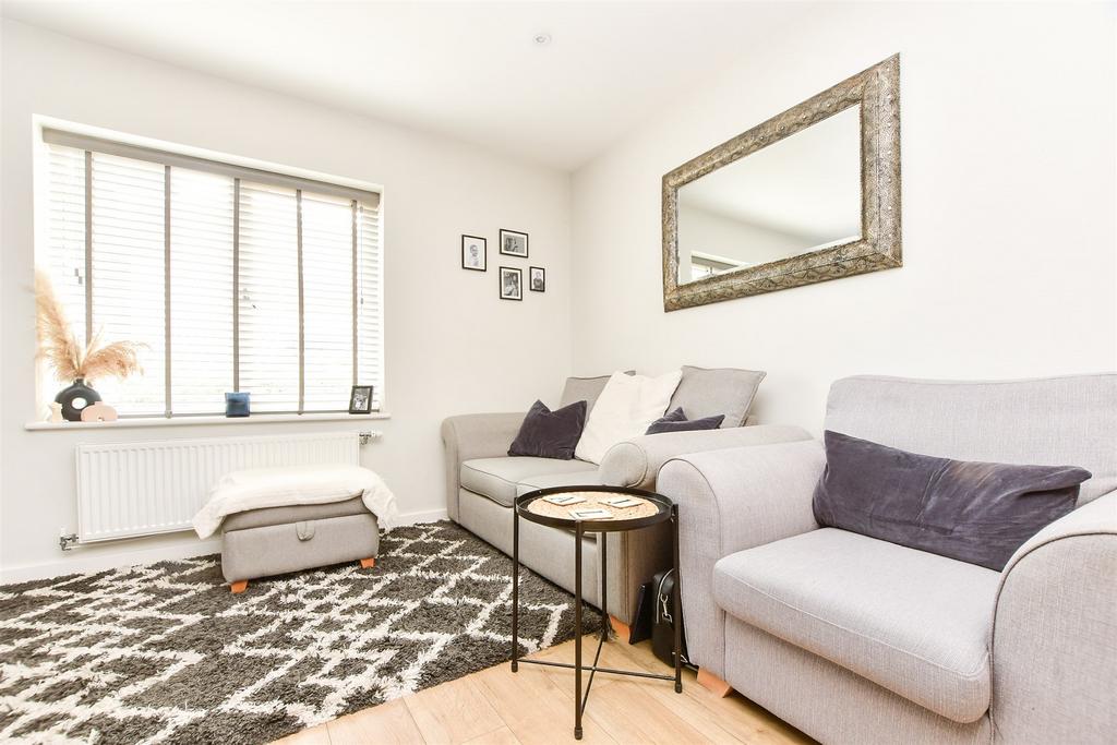 Lounge/Kitchen