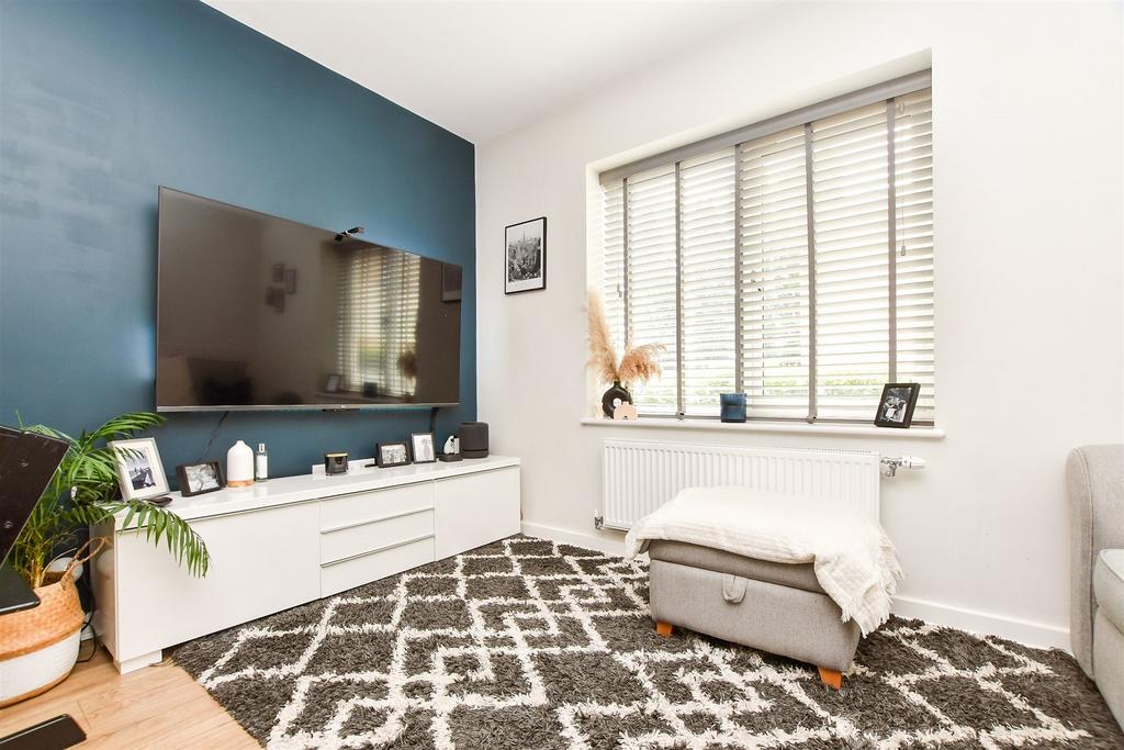 Lounge/Kitchen