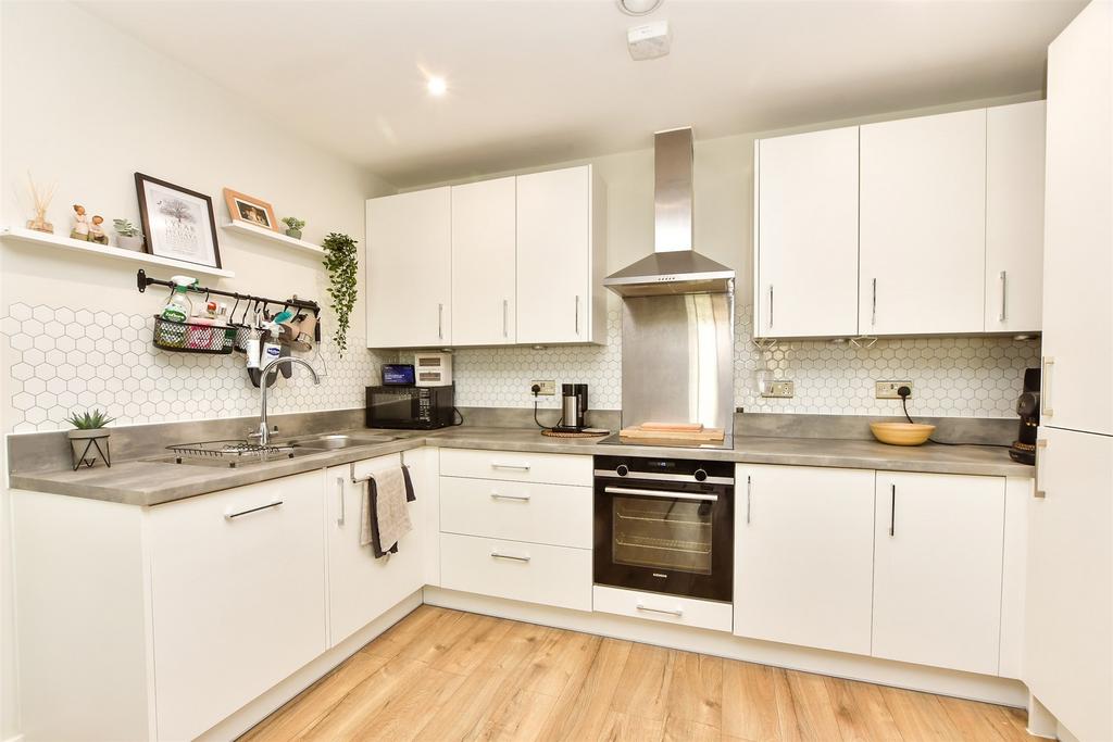 Lounge/Kitchen