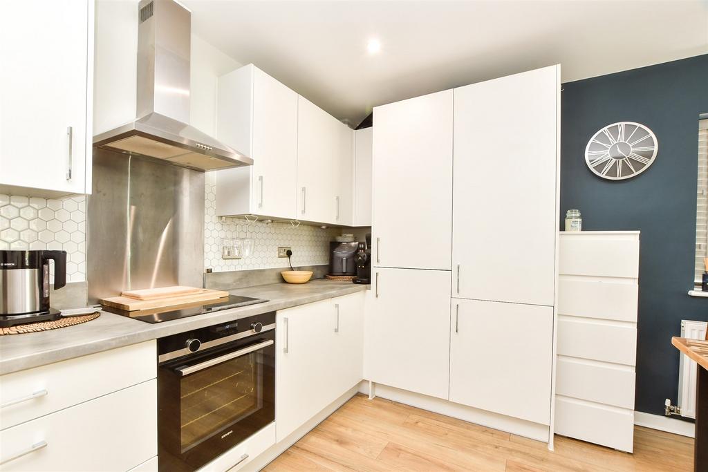 Lounge/Kitchen