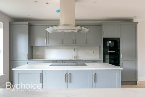 4 bedroom townhouse for sale, Abbots Gate, Bury St Edmunds, Suffolk