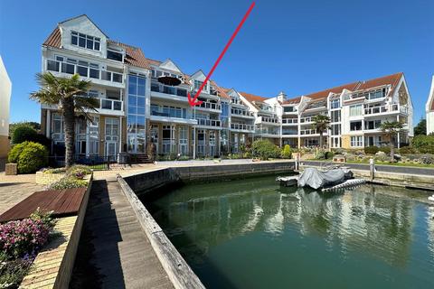 undefined, Lake Avenue, Poole