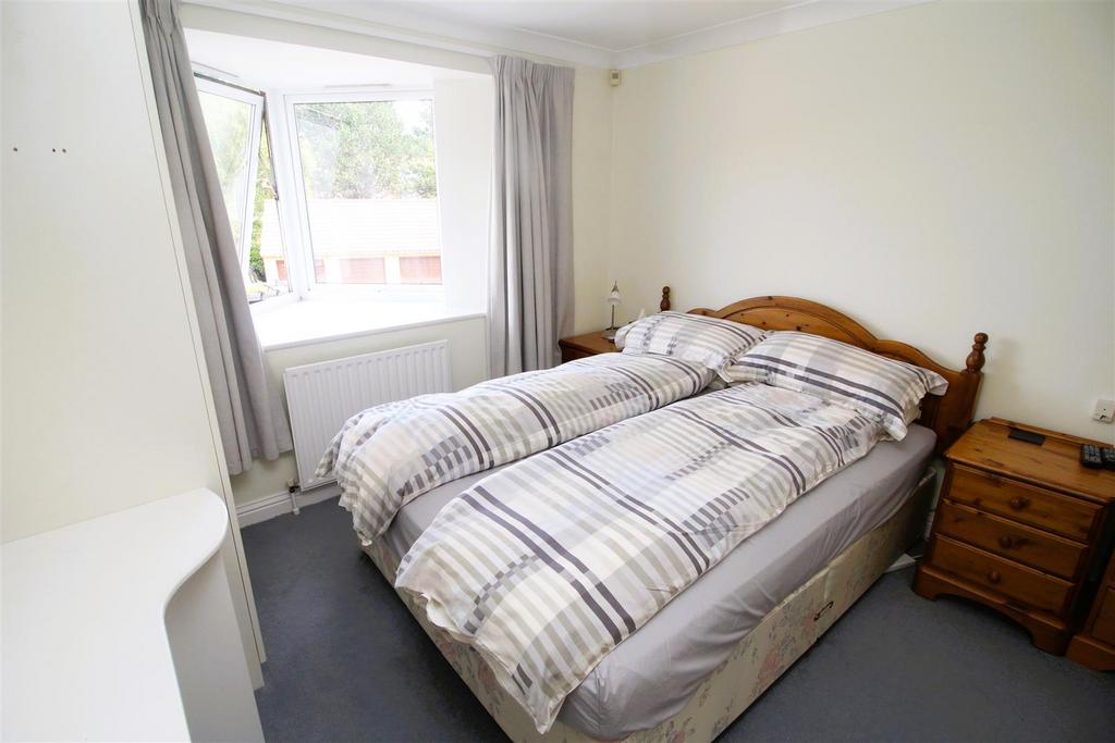 Bed 1 a .JPG