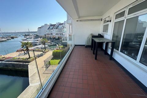 undefined, Lake Avenue, Poole