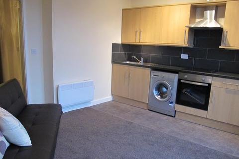 1 bedroom flat to rent, Briggate, Shipley, West Yorkshire, BD17