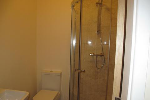 1 bedroom flat to rent, Briggate, Shipley, West Yorkshire, BD17