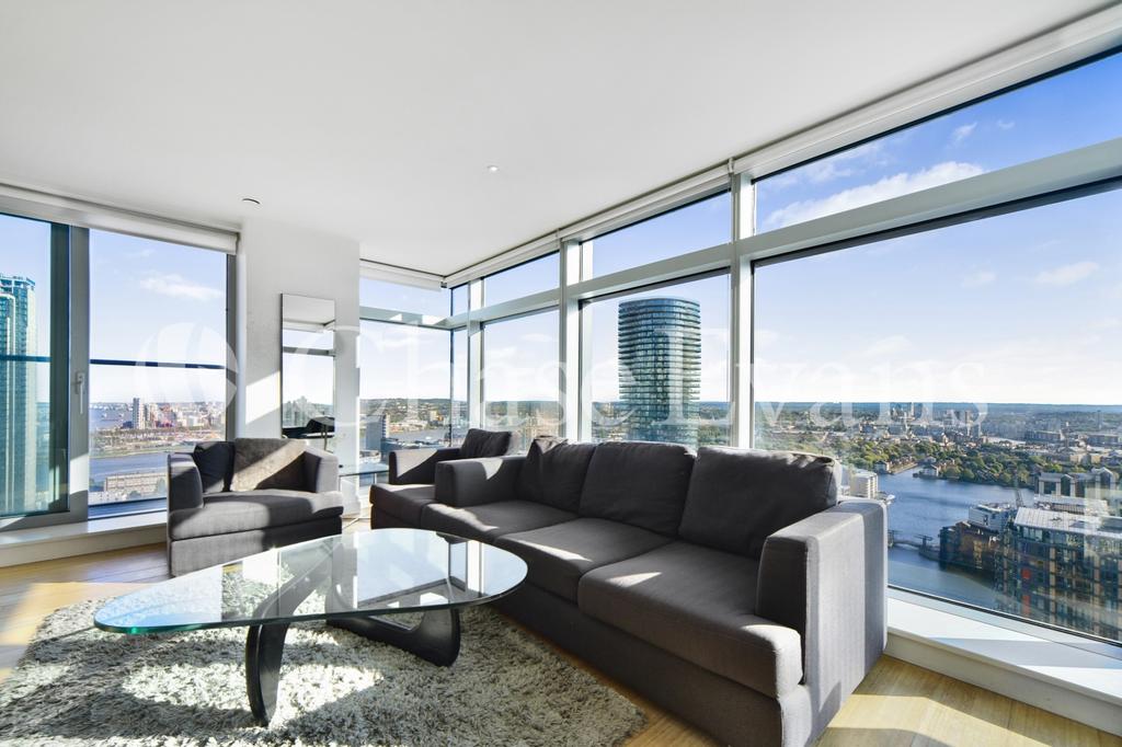 Apartment in Canary Wharf - View 3