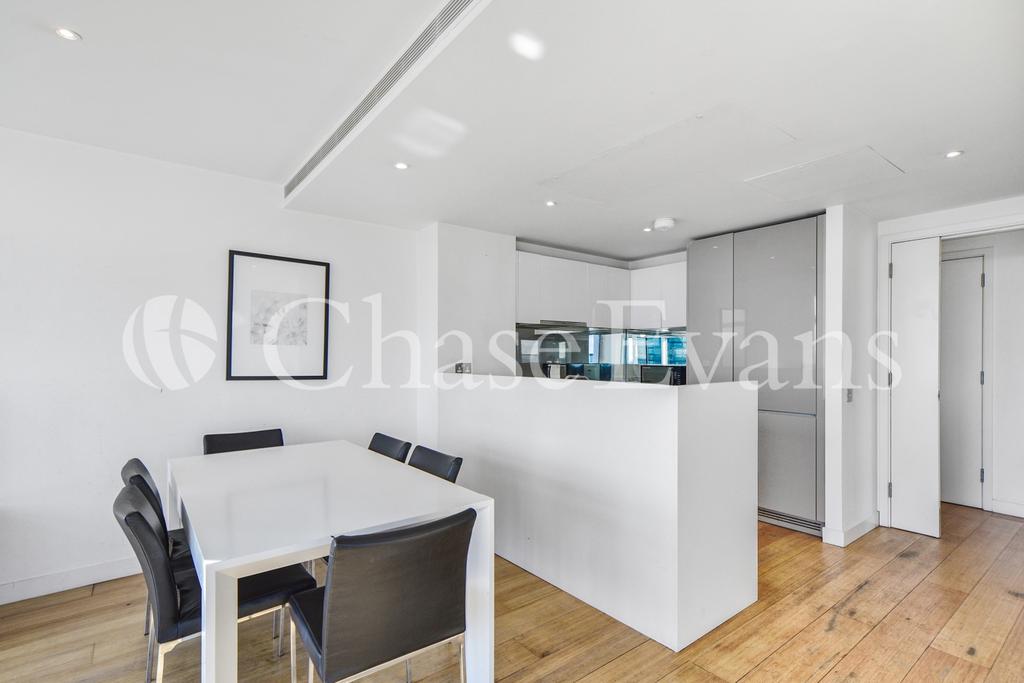 Apartment in Canary Wharf - View 5