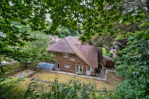 4 bedroom detached house for sale, Hall Close, Camberley GU15