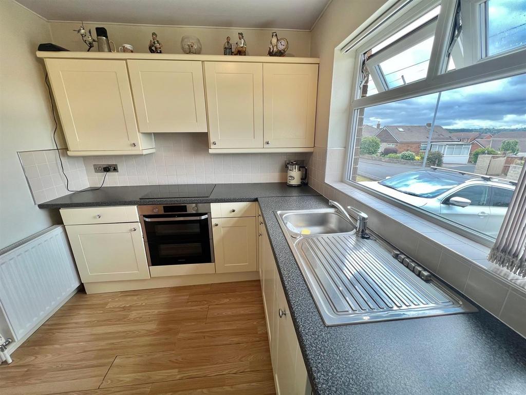 Bramleys Estate Agents - Woodlands Road - Lepton (