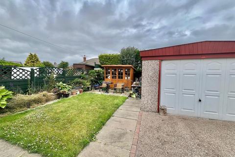 2 bedroom semi-detached bungalow for sale, Woodlands Road, Lepton, Huddersfield