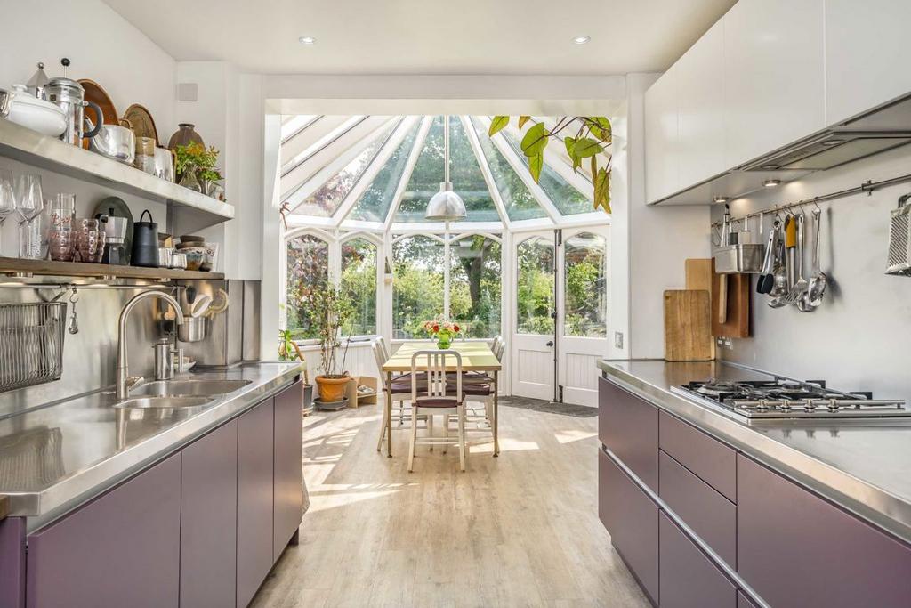 Leigham Court Road, London SW16 - More