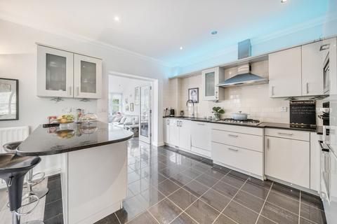 4 Adamson Way, Beckenham, BR3 3GP
