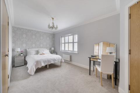 4 Adamson Way, Beckenham, BR3 3GP