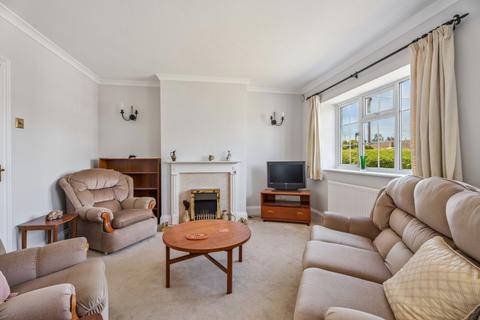 2 bedroom detached bungalow for sale, Little Ham Lane, Princes Risborough HP27
