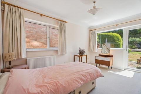 2 bedroom detached bungalow for sale, Little Ham Lane, Princes Risborough HP27
