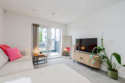 2 bedroom flat to rent, 22 Kings Gate, West End, Aberdeen, AB15
