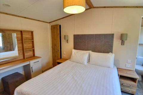 undefined, Brightlingsea CO7