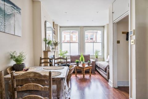 Rosebury Road, Sands End, London, SW6