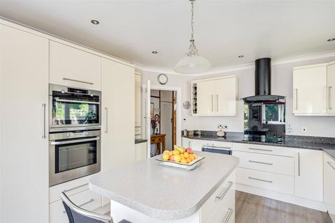 3 bedroom detached house for sale, Upper West Drive, Ferring, Worthing, West Sussex, BN12