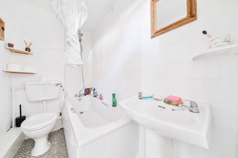 4 bedroom property for sale, Market Street, Pocklington, York, YO42